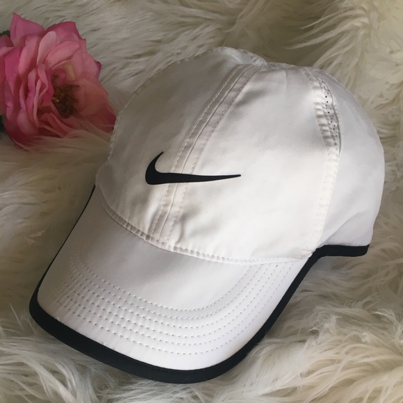 White Nike Running Ball Cap - Picture 2 of 7